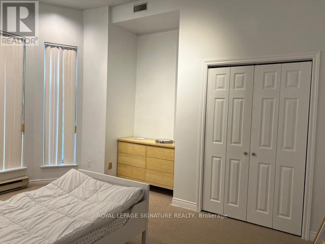 Photo principale - 208 Carlton St.