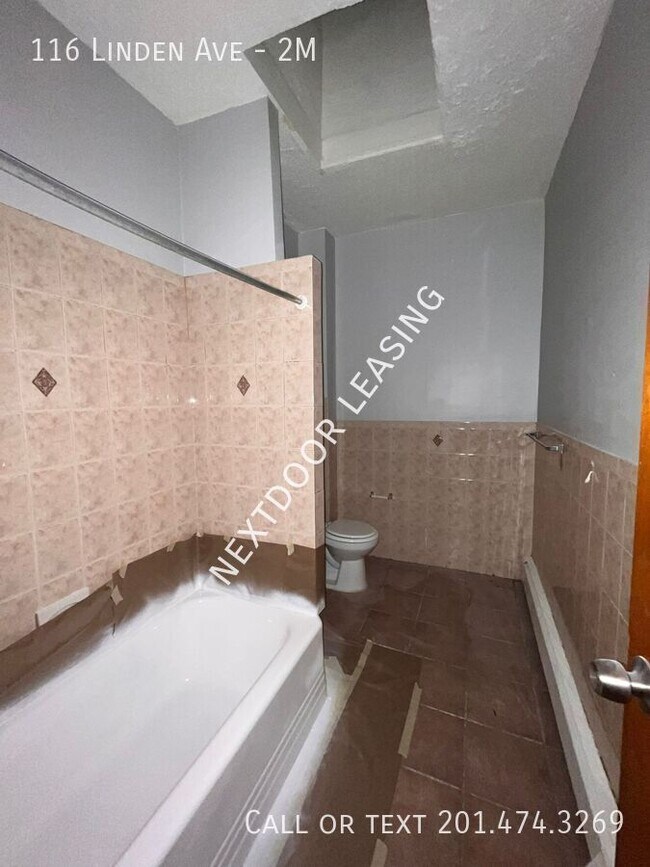 Foto del edificio - 116 Linden Ave