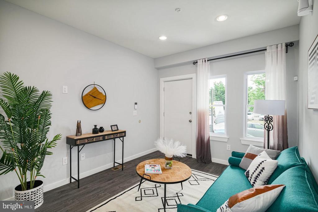 Foto principal - 521 W Norris St