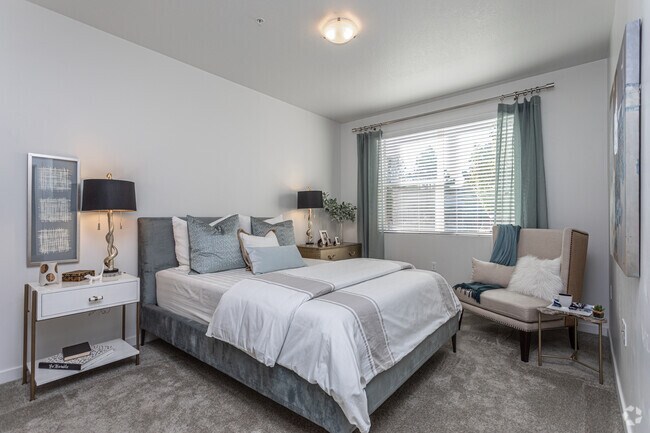 2BR, 2BA - Temperate - Axio 8400