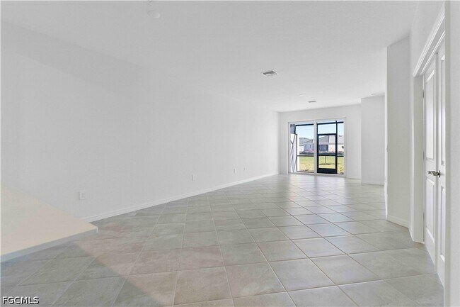 Foto del edificio - 14916 Anchorage Rd
