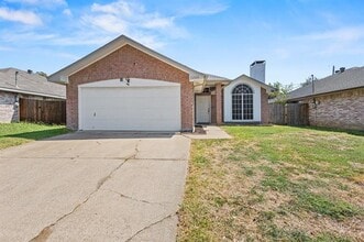 Building Photo - 5209 Livermore Dr