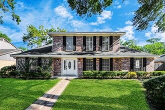 Building Photo - 5810 Wanakah Dr