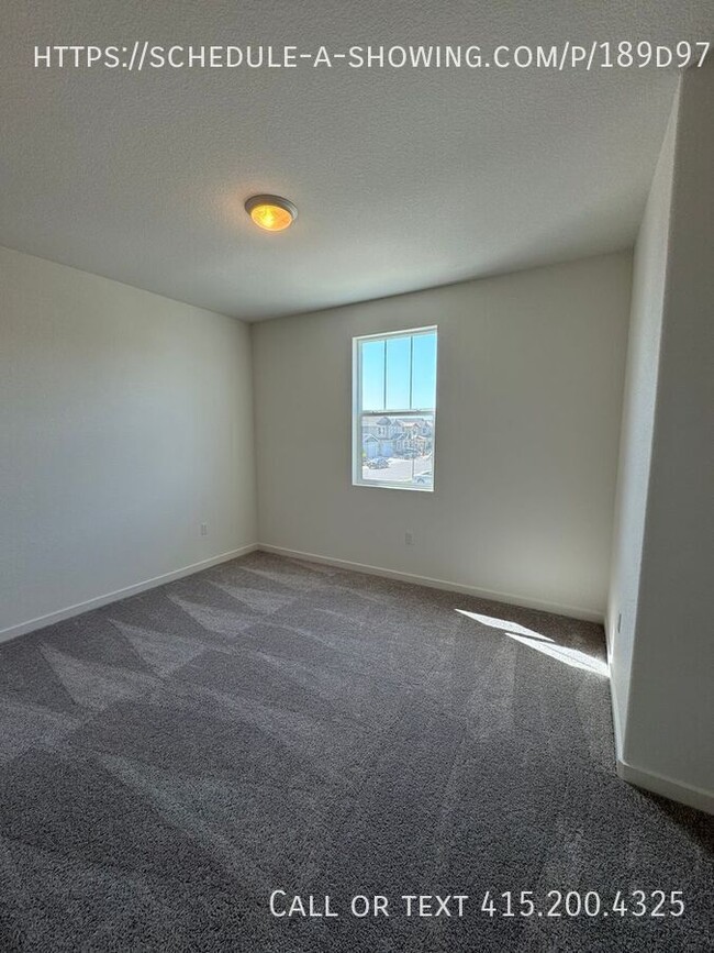 Foto del edificio - 5339 Shenandoah Vly Ln