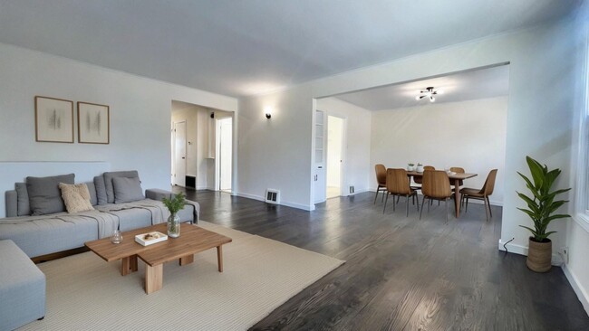 Photo - 11-13 Milton Apartment