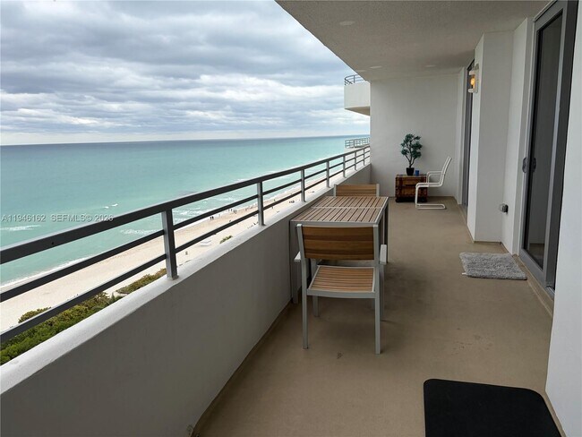 Building Photo - 5555 Collins Ave