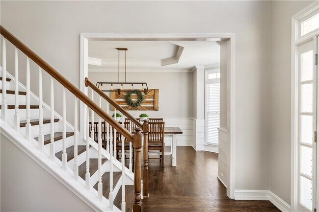 Building Photo - 375 Oxford Meadow Run