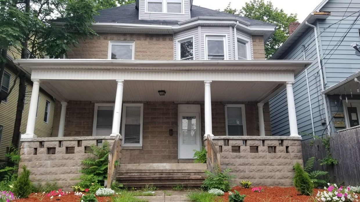 Primary Photo - 40 Ellsworth Ave