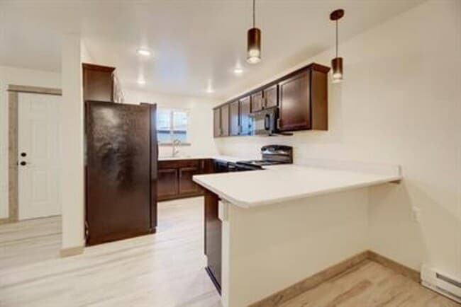 Foto del edificio - 3105 Cooney Dr