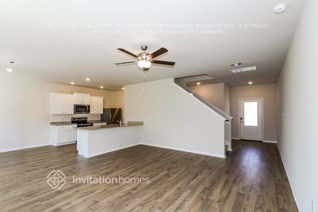 Foto del edificio - 8206 Sunberry Shadow Dr