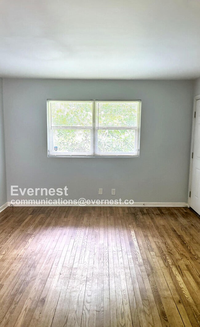 Foto del edificio - 1212 Rosedale Ave