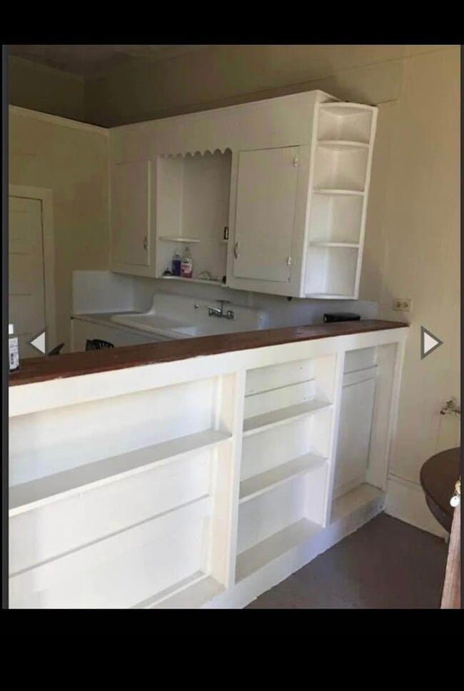 Building Photo - charming 1 bedroom, 1 bathroom apartment in Dawson, GA with its own private entrance.