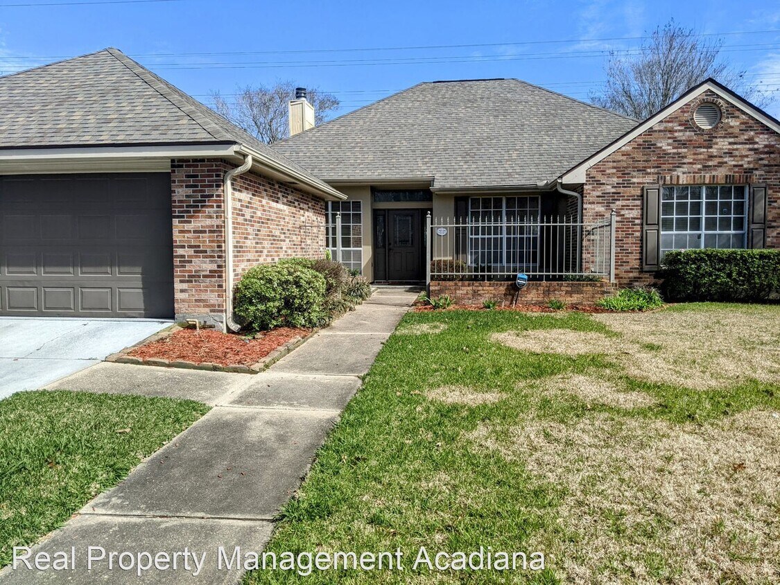 4 br, 2 bath House 103 Southwood Dr. House for Rent in Lafayette
