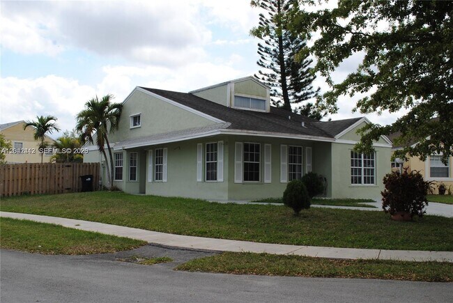 Foto del edificio - 14636 SW 127th Ct