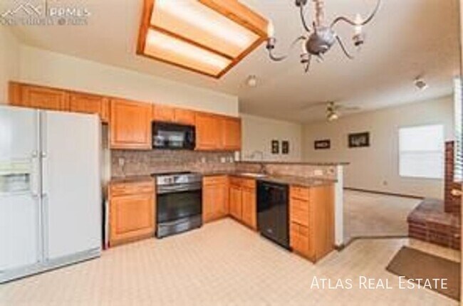 Foto del edificio - 8407 Wilmington Dr