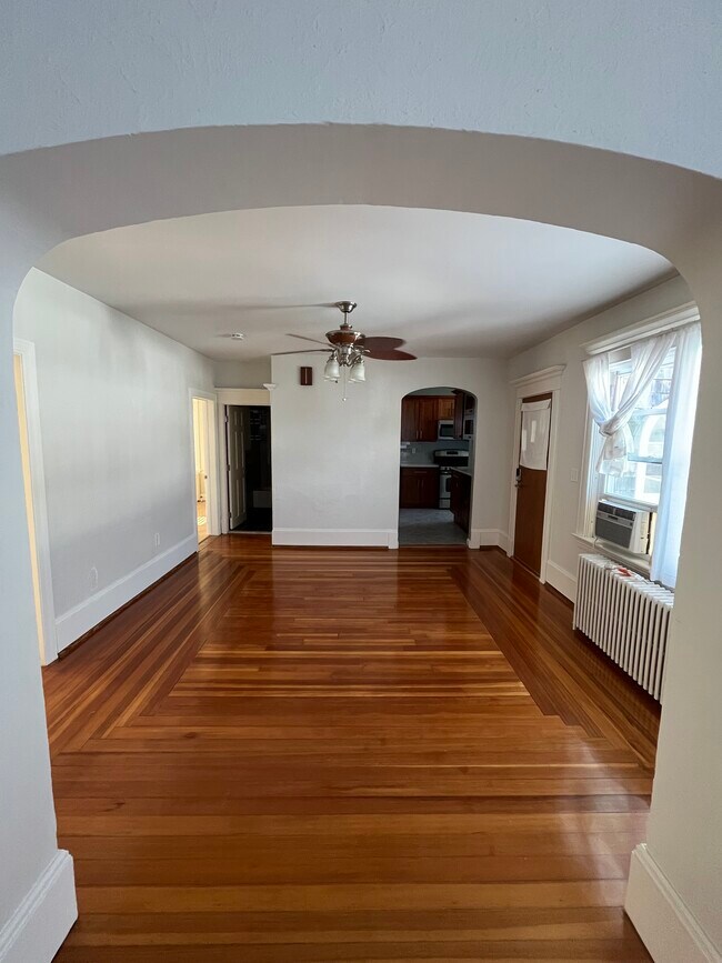 Dinning Room - 445 Wood St