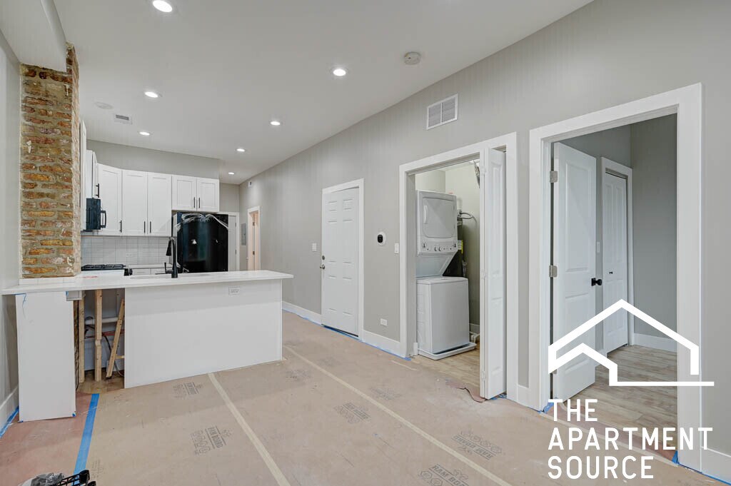 Foto principal - 2243 W 23rd Pl
