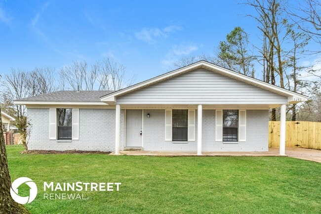 Building Photo - 5210 Woody Dr