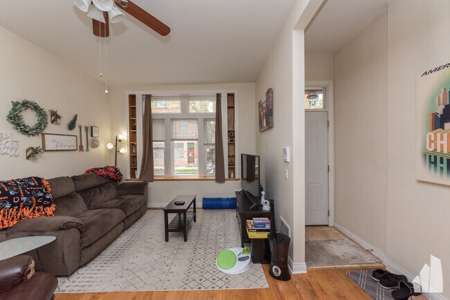 Foto del edificio - 2702 W Thomas St