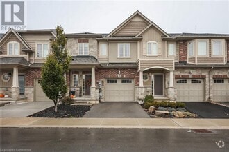 Building Photo - 31 Dunrobin Ln