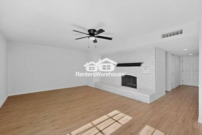 Building Photo - MOVE IN READY - The Colony - 3 BEDS 2 BATHS