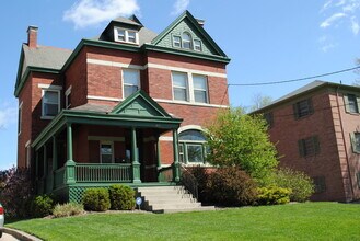 Building Photo - 2812 Erie Ave