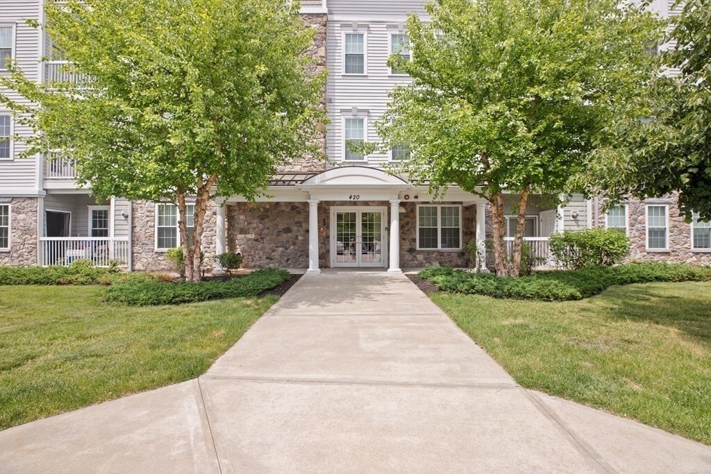 420 John Mahar Hwy Unit 207, Braintree, MA 02184 Condo for Rent in