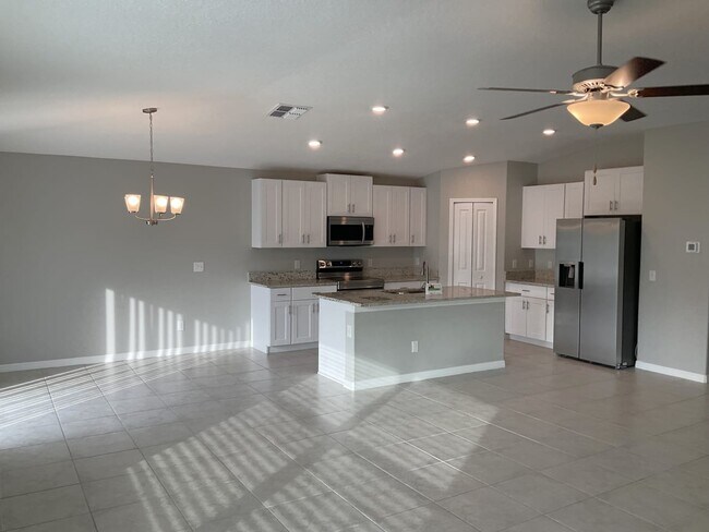 Building Photo - 39786 Harmon Grove Ct
