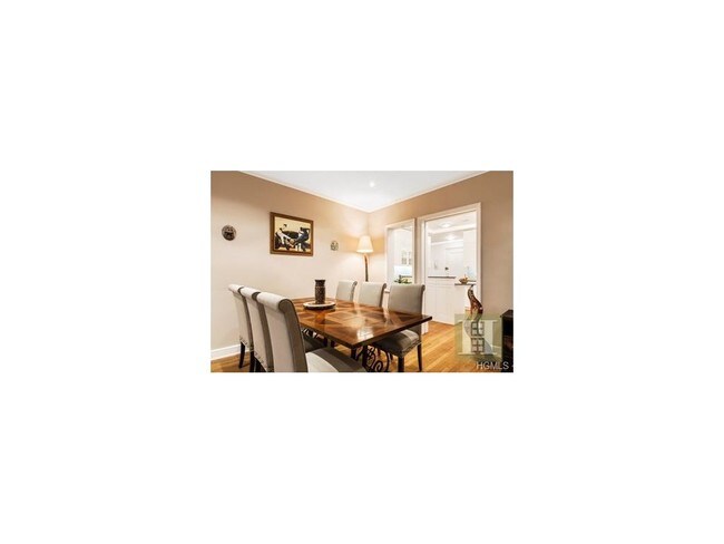 Foto del edificio - 515 E 89th St