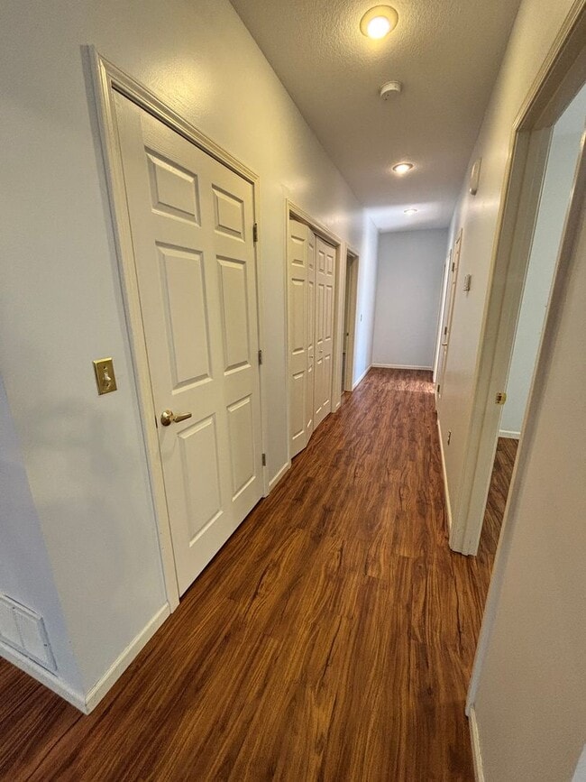 Building Photo - Italian Estates Property Management
