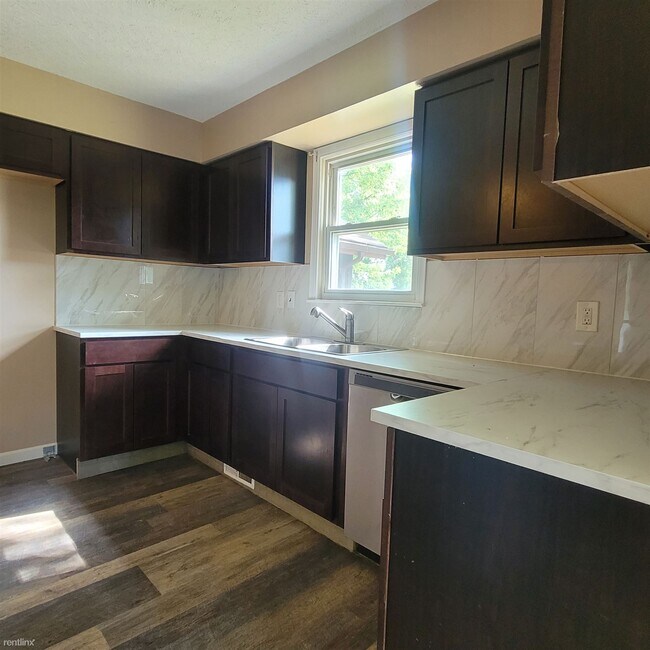 Foto del edificio - 3 br, 2 bath House - 6811 N Venoy Rd