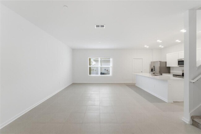 Building Photo - 2140 Rider Rain Ln