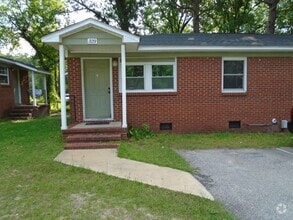Building Photo - 320 Old Shaw Rd