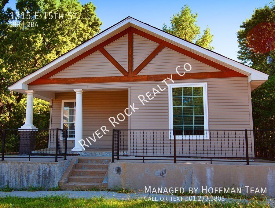 Primary Photo - 1315 E 15th Street - NO SHOWINGS AT THIS TIME