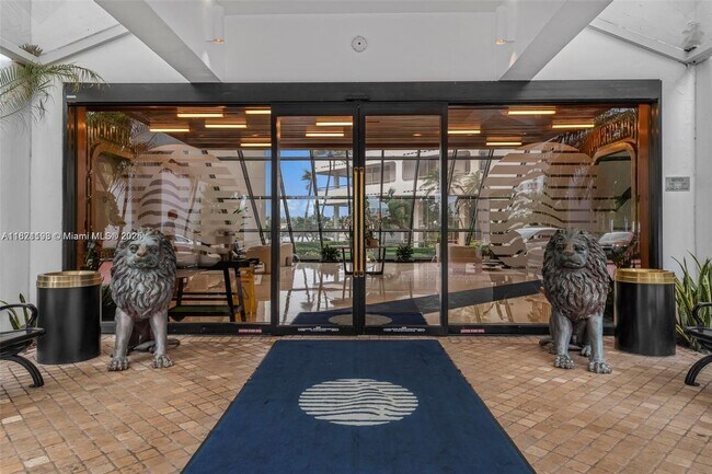 Foto del edificio - 19707 Turnberry Way