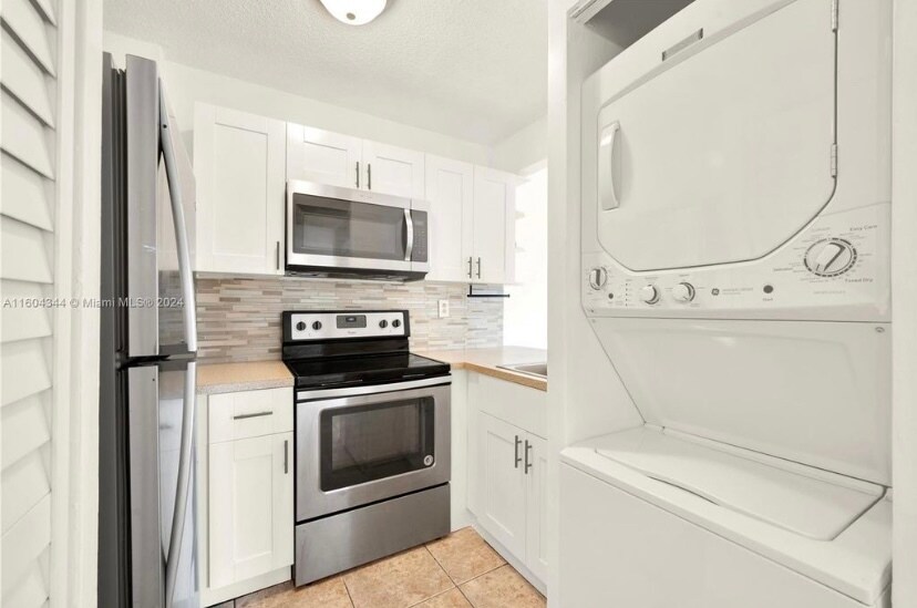 Primary Photo - 8145 NW 7th St