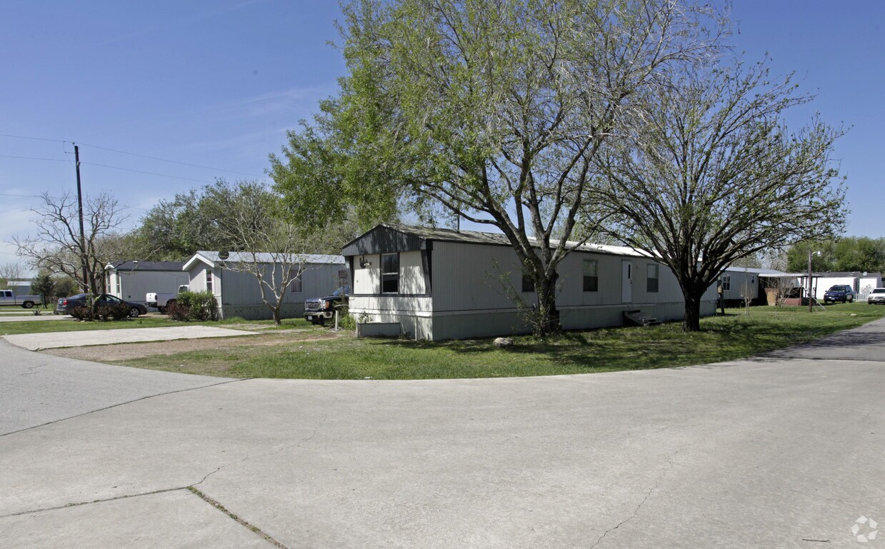 Cookson Mobile Home Park Apartments in Brookshire, TX