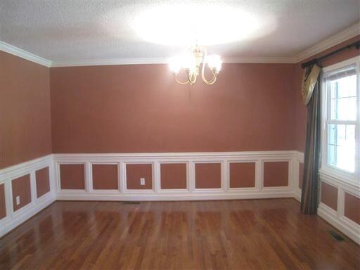 Building Photo - 3008 Stonehenge Ct