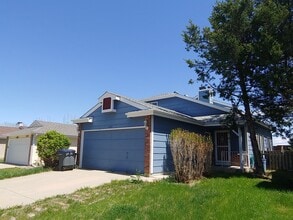 Building Photo - 2340 E Cherrywood Dr