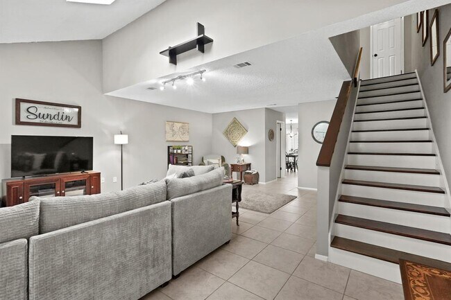 Foto del edificio - 5844 Sampley Way