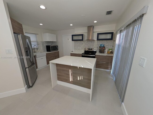 Foto del edificio - 640 SW 113th Terrace