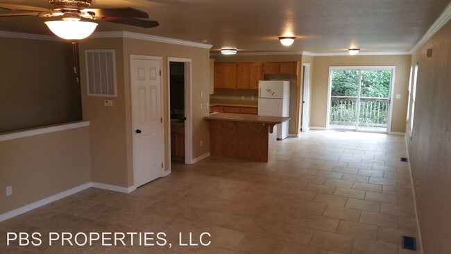 Building Photo - 2471 N Brophy Cir