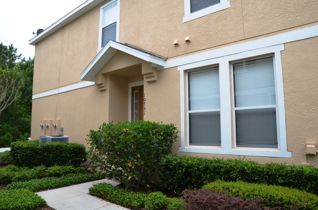 Foto principal - Beautiful 2/2 Condo w/Garage in Villas of ...