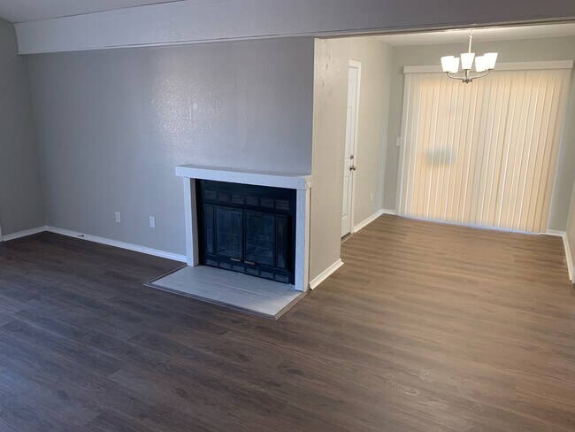 Foto del edificio - 11032 E 14th Ct