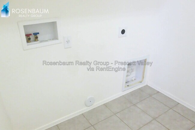 Foto del edificio - 7551 Dusty Boot Rd
