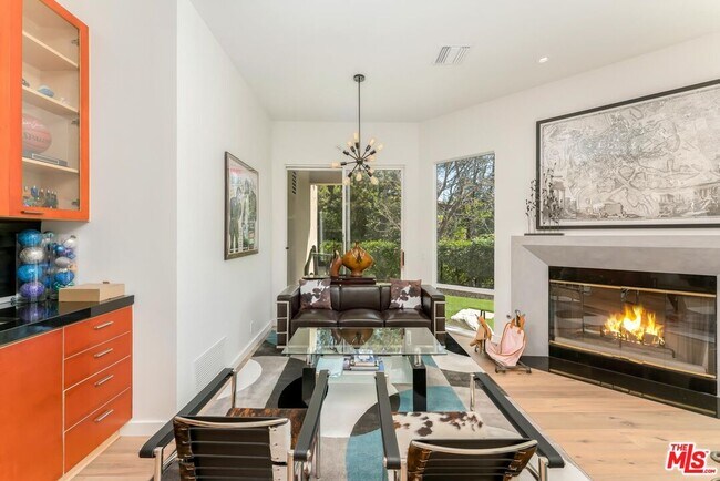 Building Photo - 16096 Valley Meadow Pl