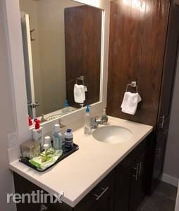 Foto del edificio - 1 br, 1 bath Apartment - 1212 Chicon