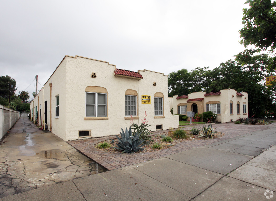 Building Photo - 527-549 E Holt Ave
