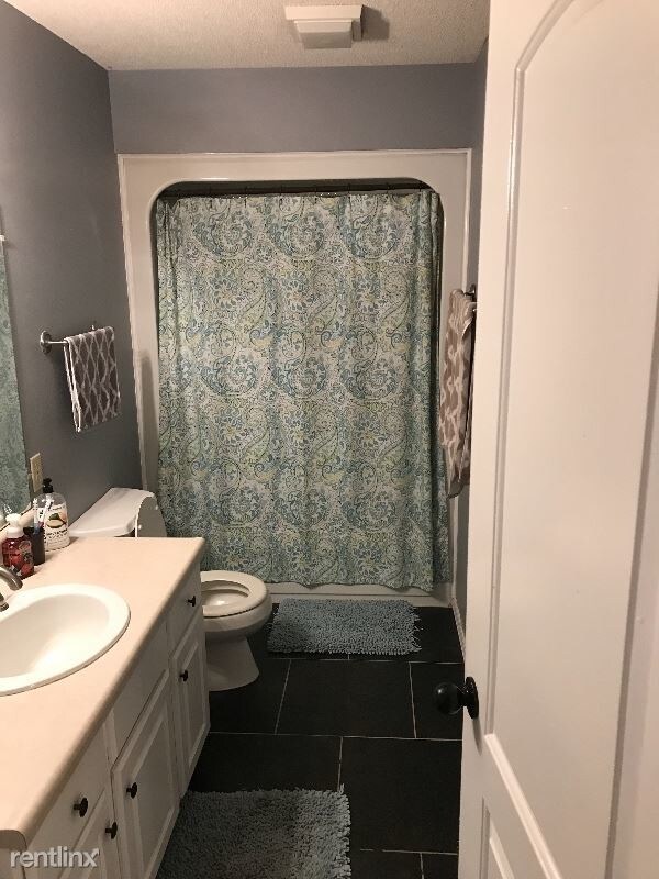 Building Photo - 2 br, 1 bath House - 611 W Bloomfield Ave