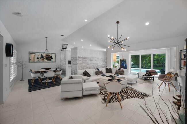 Foto del edificio - 2252 Las Casitas Dr